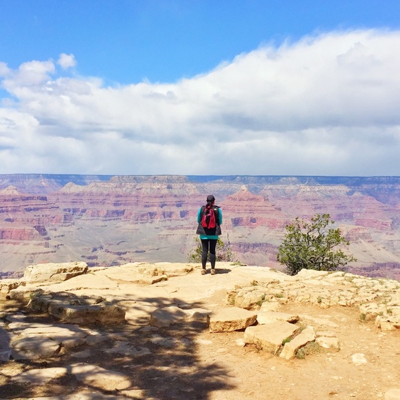 Meet your Posher, Lisette - Picture 1 of 1